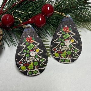 Christmas Tree Teardrop Earrings, NIP, lite wood, one sided design, 2”x1.5”